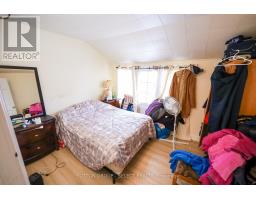 552 ADELAIDE STREET N - 14