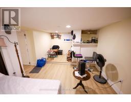 552 ADELAIDE STREET N - 19