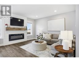 144 GILMOUR DRIVE - 13