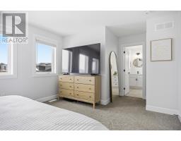 144 GILMOUR DRIVE - 16