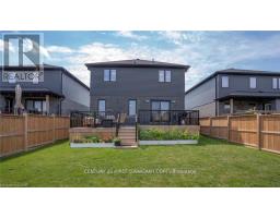 144 GILMOUR DRIVE - 23