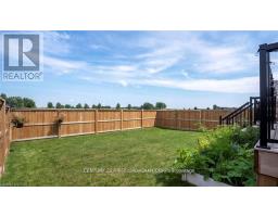 144 GILMOUR DRIVE - 28