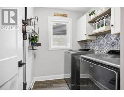 144 GILMOUR DRIVE - 6