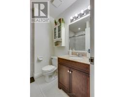 909 - 95 BASE LINE ROAD W - 24