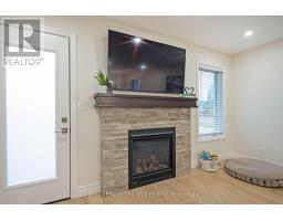 19.5 PARK AVENUE - 18