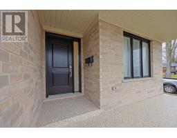 19.5 PARK AVENUE - 2