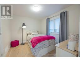 19.5 PARK AVENUE - 25