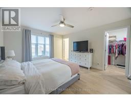 19.5 PARK AVENUE - 30