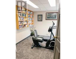 702 - 10 VAN ALLEN AVENUE - 16