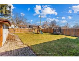 306 BURLINGTON CRESCENT - 38