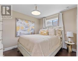 28 WEIR CRESCENT - 26