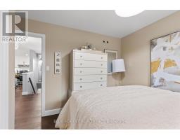 28 WEIR CRESCENT - 27