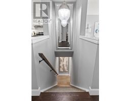 28 WEIR CRESCENT - 28