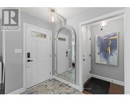 28 WEIR CRESCENT - 3