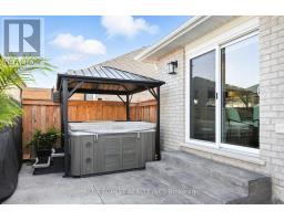 28 WEIR CRESCENT - 43