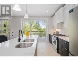 14 - 2835 SHEFFIELD PLACE - 11