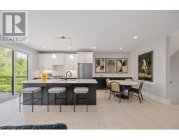 14 - 2835 SHEFFIELD PLACE - 13