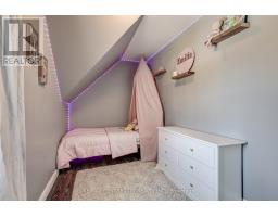 24 ST ANNES PLACE - 25