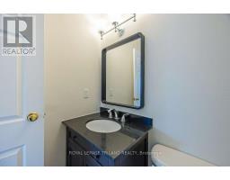 204 - 1600 ADELAIDE STREET N - 25