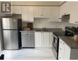 44 - 355 SANDRINGHAM CRESCENT - 2