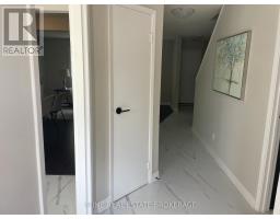 44 - 355 SANDRINGHAM CRESCENT - 21