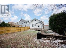 523 HALE STREET - 27