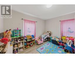 534 HILL STREET - 32