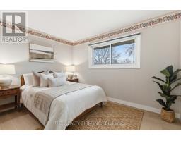 12 CURTIS AVENUE - 22