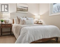 12 CURTIS AVENUE - 23