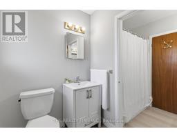 12 CURTIS AVENUE - 28