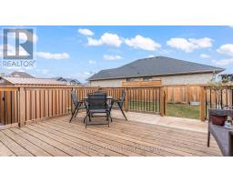 3 HARLEQUIN COURT - 28