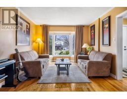 18 JENNIFER GARDENS - 10