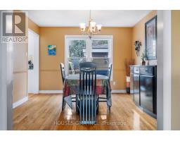 18 JENNIFER GARDENS - 11