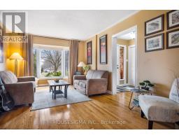 18 JENNIFER GARDENS - 12