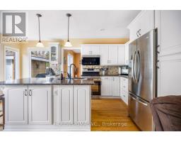 18 JENNIFER GARDENS - 18