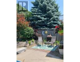 18 JENNIFER GARDENS - 38