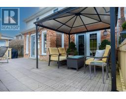 18 JENNIFER GARDENS - 7