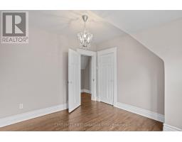 16 WOODWARD AVENUE - 30