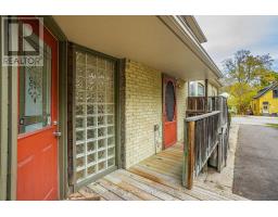 16 WOODWARD AVENUE - 37