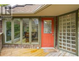 16 WOODWARD AVENUE - 38