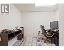 7 ROLLSCOURT GARDENS - 23