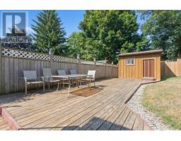 7 ROLLSCOURT GARDENS - 27