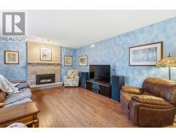 86 BLACKBURN CRESCENT - 13