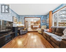 86 BLACKBURN CRESCENT - 15