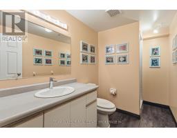 86 BLACKBURN CRESCENT - 35