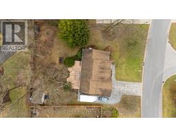 86 BLACKBURN CRESCENT - 46