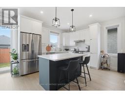 30 - 383 DAVENTRY WAY - 24