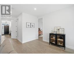 30 - 383 DAVENTRY WAY - 31