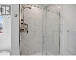 30 - 383 DAVENTRY WAY - 35