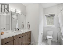 30 - 383 DAVENTRY WAY - 39